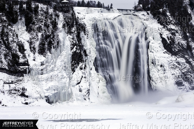 Chute Montmorency en hiver