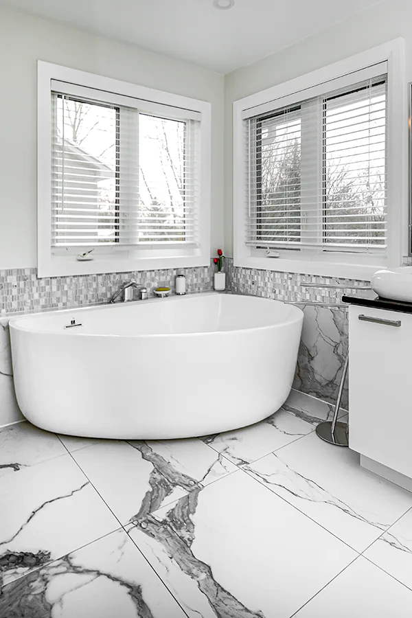 Kitchen design by Shelley Robertson, Centura Tile